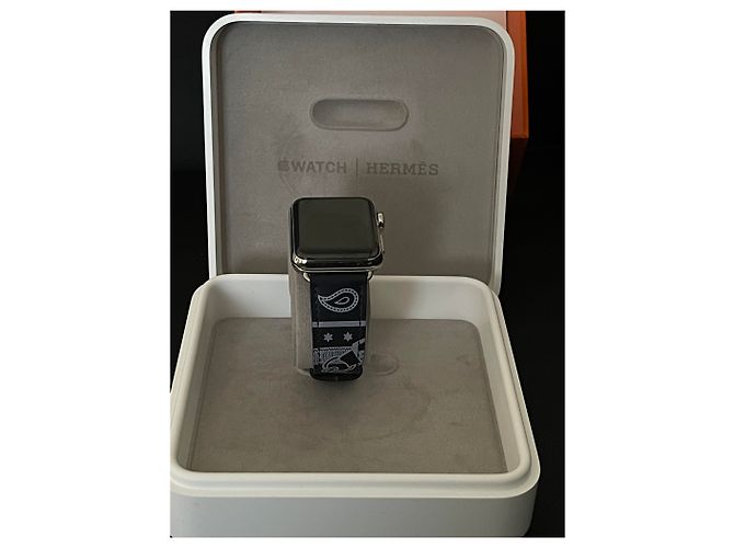 Apple Watch Hermès Series 3 Golden Spur Stahl Silber - Ansicht 2