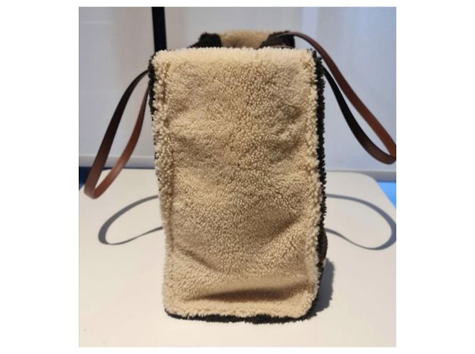 Louis Vuitton Teddy on the go tote borsa a tracolla - vista 3