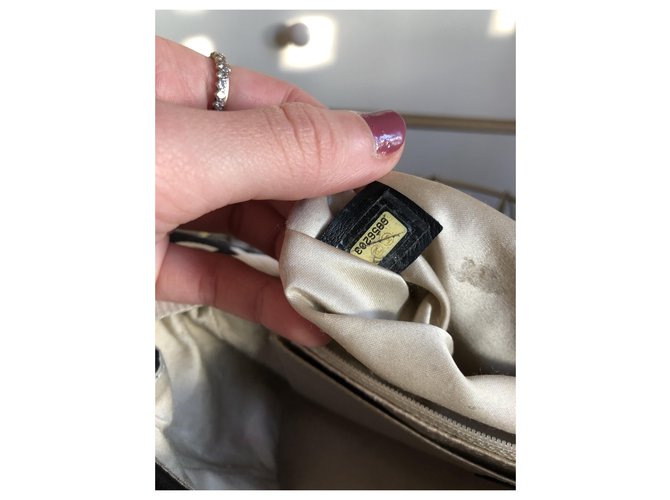Logomania di Chanel Nero Crema - vista 4