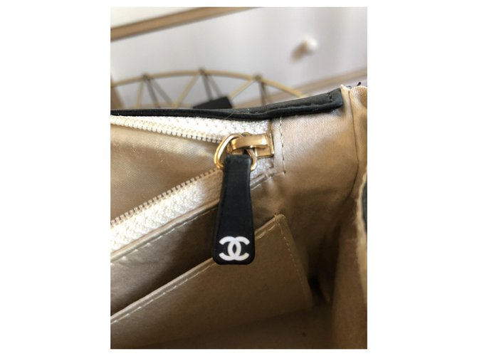 Logomania di Chanel Nero Crema - vista 5
