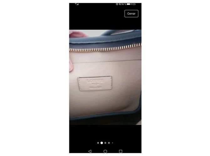 Grande borsa a tracolla Loewe blu e beige in pelliccia - vista 4