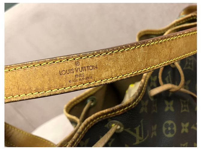 Louis Vuitton Noe PM Borsa a mano marrone in pelle e tela - vista 13