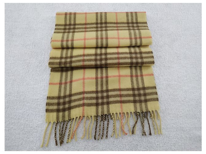 Sciarpa Burberry in cashmere gialla Giallo - vista 5
