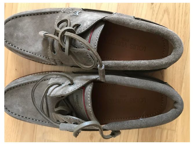 Louis Vuitton Lisbona Derby scarpe Taupe - vista 2