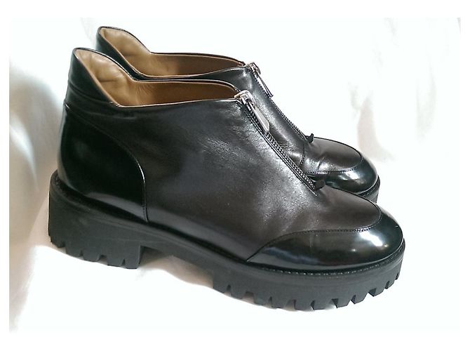 Stivaletti Emporio Armani in pelle nera - vista 2