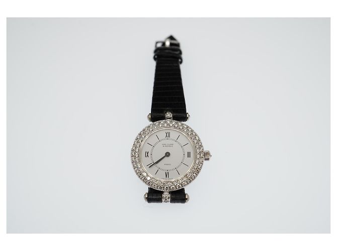 VAN CLEEF & ARPELS Classique 18k Relógio de diamante em ouro branco Prata Gold hardware - vista 2