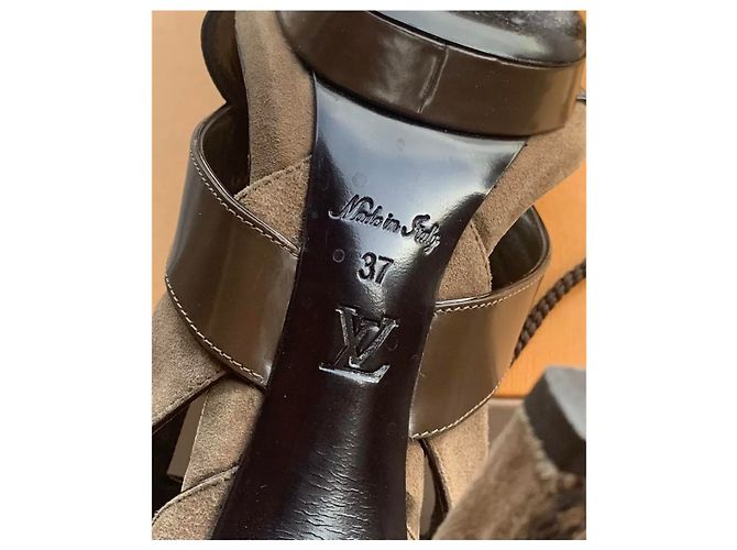 Louis Vuitton Python Heels Brown Size 37 - view 5