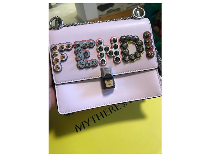 Borsa a tracolla Fendi in pelle rosa - vista 3