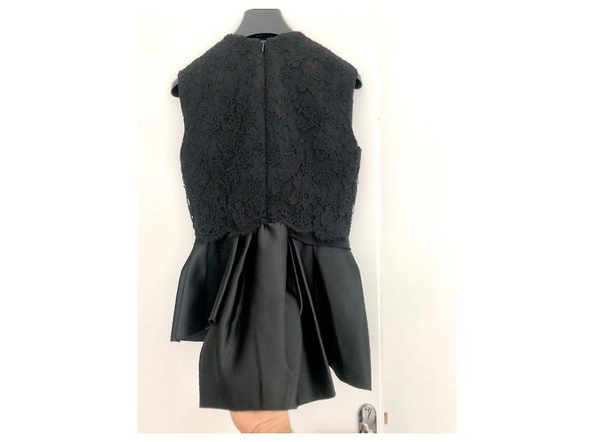 Top in pizzo nero e raso con inserti di cristalli del marchio Dice Kayek - vista 8