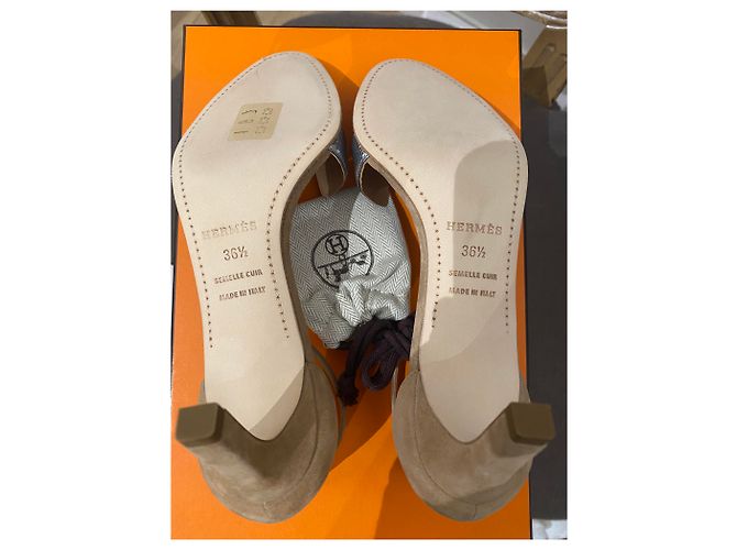 Hermès Sandalen 70 Premiere Beige - Ansicht 8