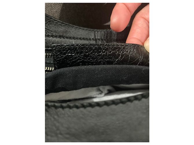 Borsa a mano Balenciaga Giante City 12 in pelle d'agnello nera - vista 4