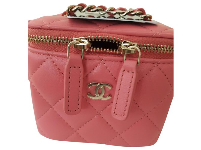 Chanel Mini Vanity Pink Leather ref.256668 Joli Closet