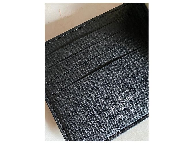 Louis Vuitton MULTIPLE PORTFOLIO N63211 Black - view 5