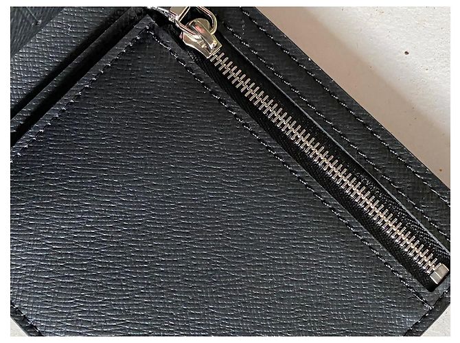 Louis Vuitton MULTIPLE PORTFOLIO N63211 Black - view 7
