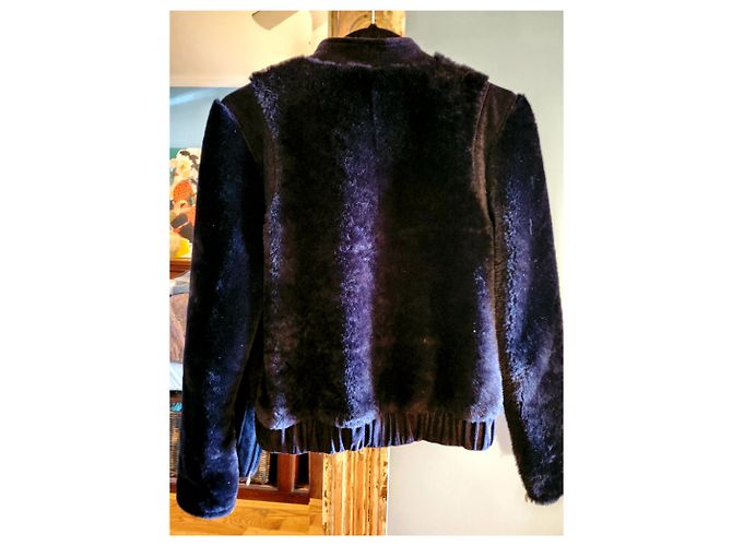 Chanel Dark Blue Shearling Bomber Jacket Pre fall 2016 - view 9