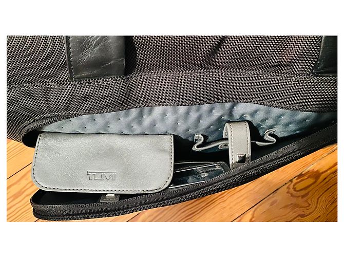 Autre Marque Trolley TUMI Weekend in pelle nera e nylon Nero Argento - vista 12