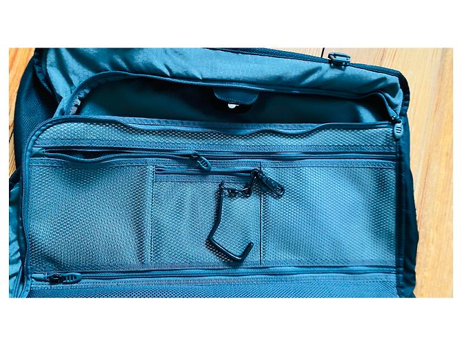 Autre Marque Trolley TUMI Weekend in pelle nera e nylon Nero Argento - vista 25