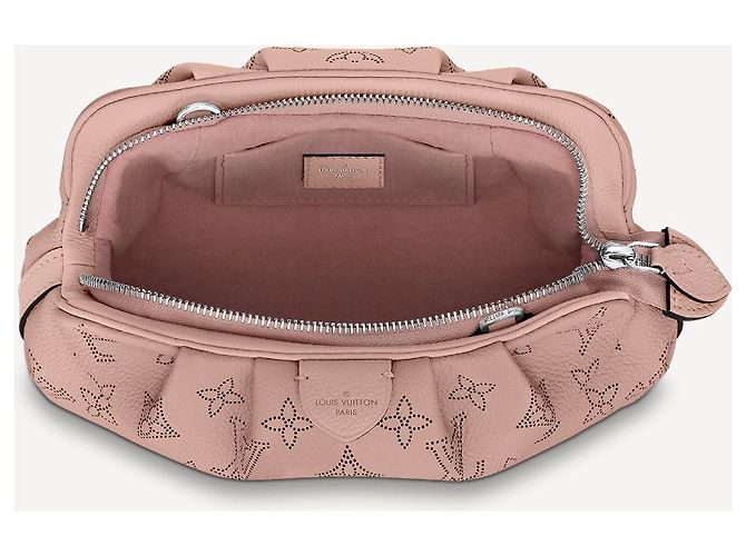 Pochette Louis Vuitton Scala Rosa Mahina in Pelle - vista 3