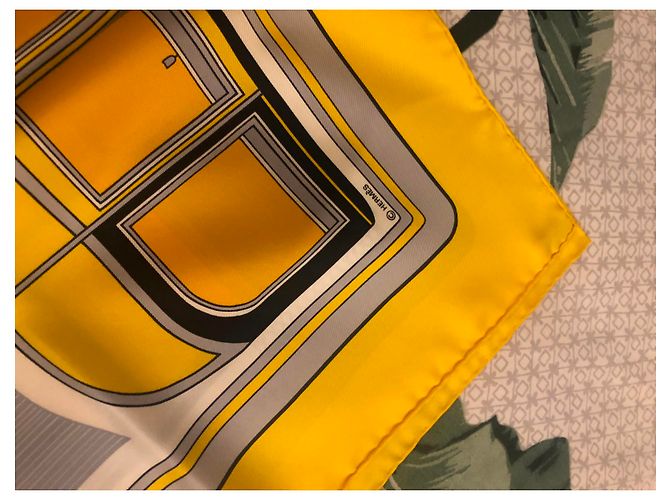 Carré Hermès - Les Coupés - firmato F. da La PERRIERE Giallo - vista 4