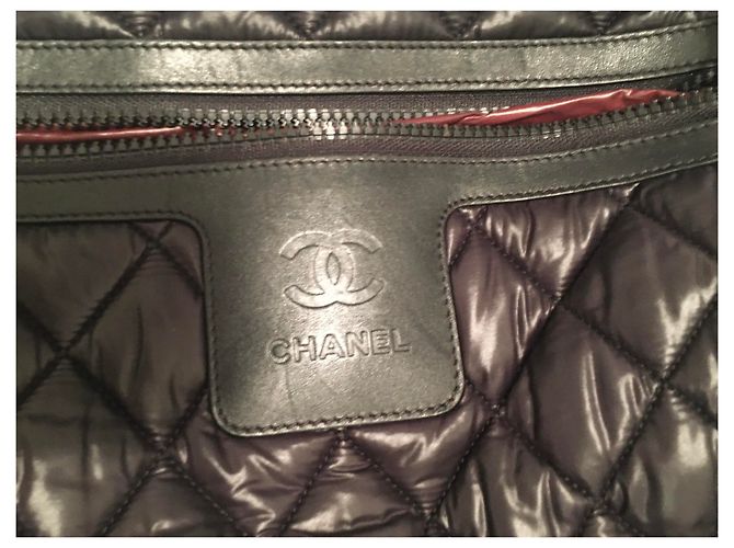 Cocoon Chanel Borsa da viaggio Trolley nera in pelle e nylon Nero Silver hardware - vista 20