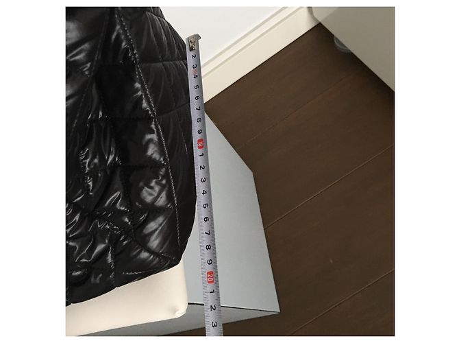 Cocoon Chanel Borsa da viaggio Trolley nera in pelle e nylon Nero Silver hardware - vista 22