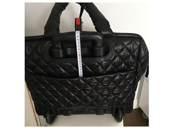 Cocoon Chanel Borsa da viaggio Trolley nera in pelle e nylon Nero Silver hardware - vista 13