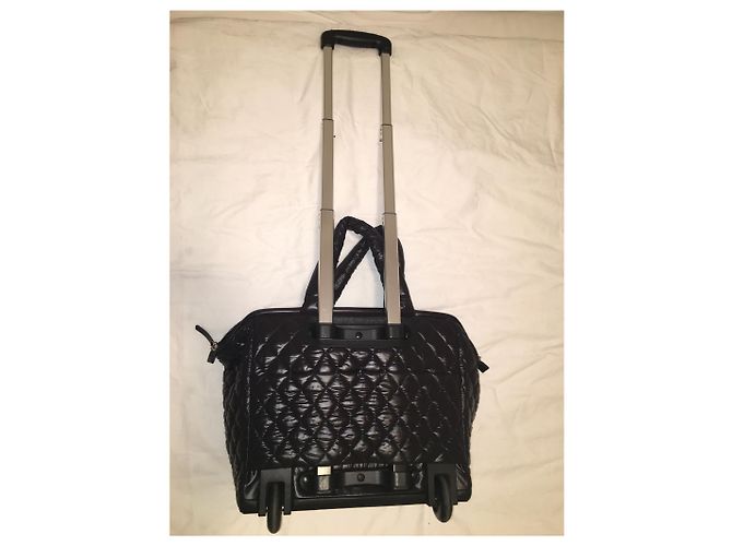 Cocoon Chanel Borsa da viaggio Trolley nera in pelle e nylon Nero Silver hardware - vista 3