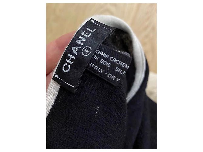 Chanel Kaschmir und Seide CC stahlen Schal Schwarz - Ansicht 2