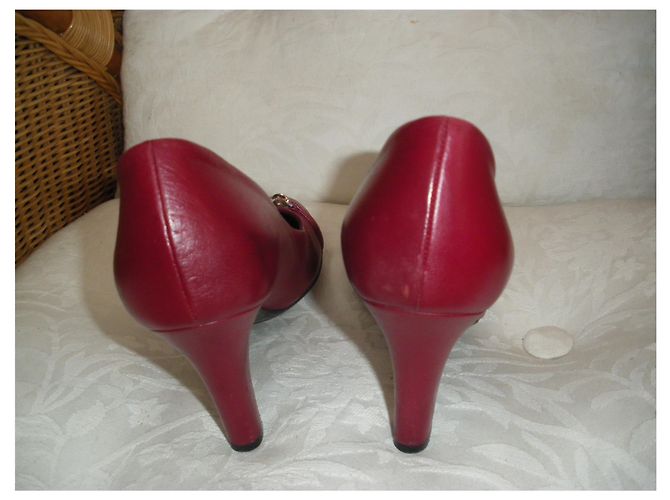 Prada Heels - view 4