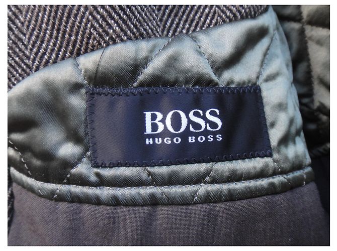 Hugo Boss brown wool herringbone coat size 44 - view 2