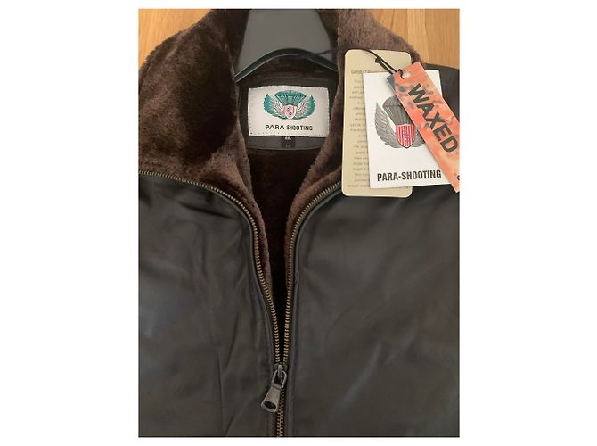 Autre Marque Dunkelbraune Lammfelljacke - Ansicht 2