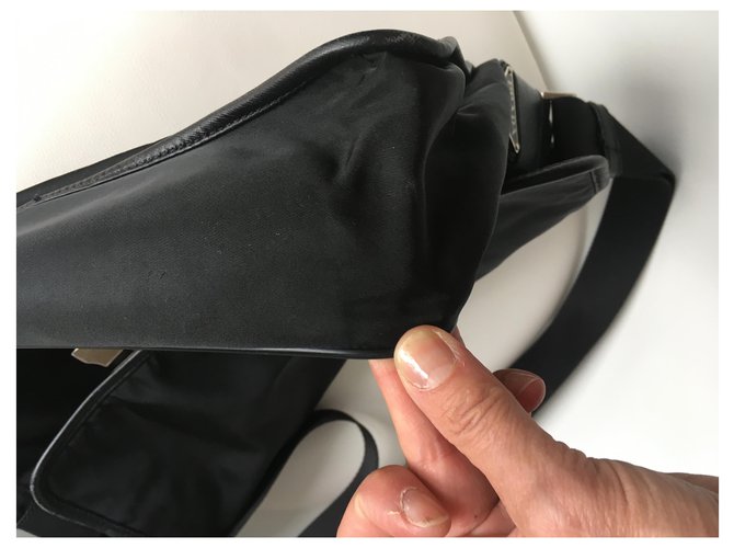Borsa a tracolla Prada in nylon nero - vista 9