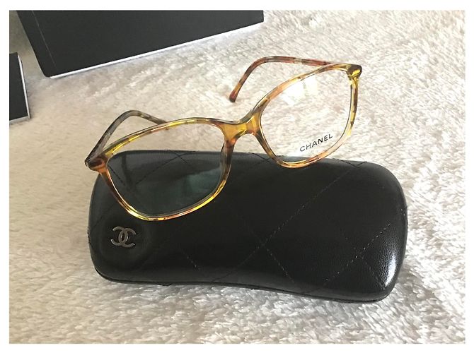 Chanel 3219 Light brown - view 3