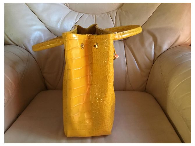 Longchamp GELBE ROSEAU-TASCHE AUS CROCO-FÖRMIGEM KALBSLEDER - Ansicht 5