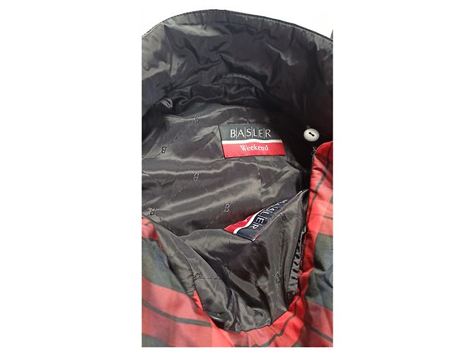 Chaqueta outdoor Basler Weekend azul con chaleco extraíble a cuadros rojos Roja - vista 10