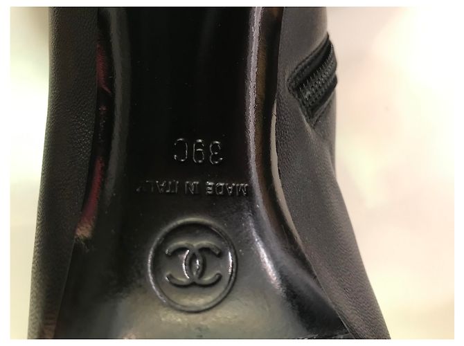 Botas Abiertas Chanel de Cuero Negro 39 - vista 4