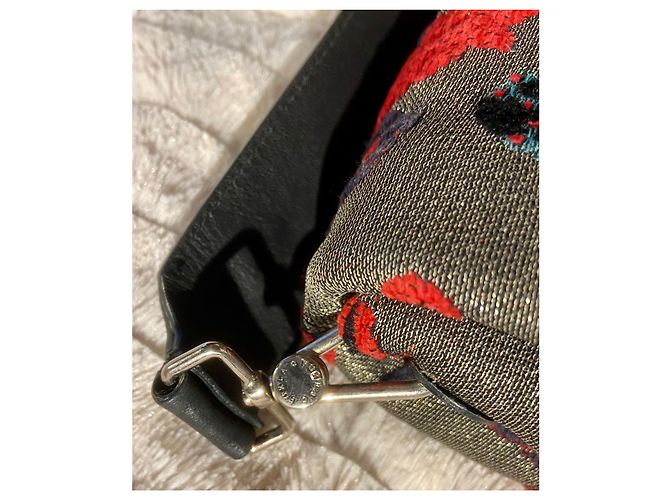 Clutch Furla Metropolis in pelle nera Nero Argento Rosso Blu navy - vista 9