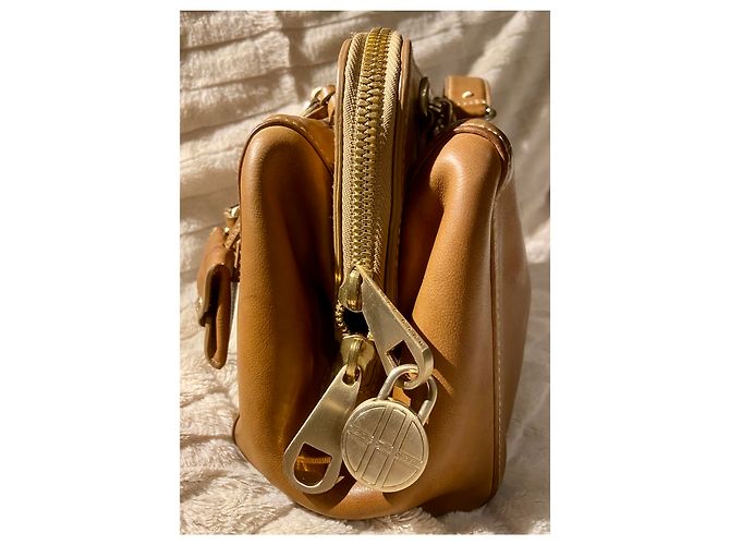 Hugo Boss Handtasche Camel aus Leder Haselnuss - Ansicht 10