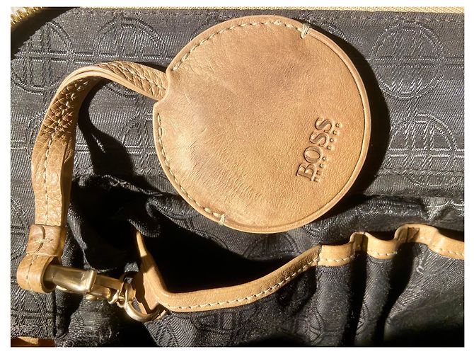 Hugo Boss Handtasche Camel aus Leder Haselnuss - Ansicht 16