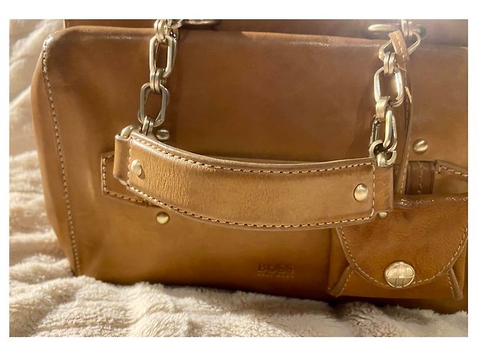 Hugo Boss Handtasche Camel aus Leder Haselnuss - Ansicht 2