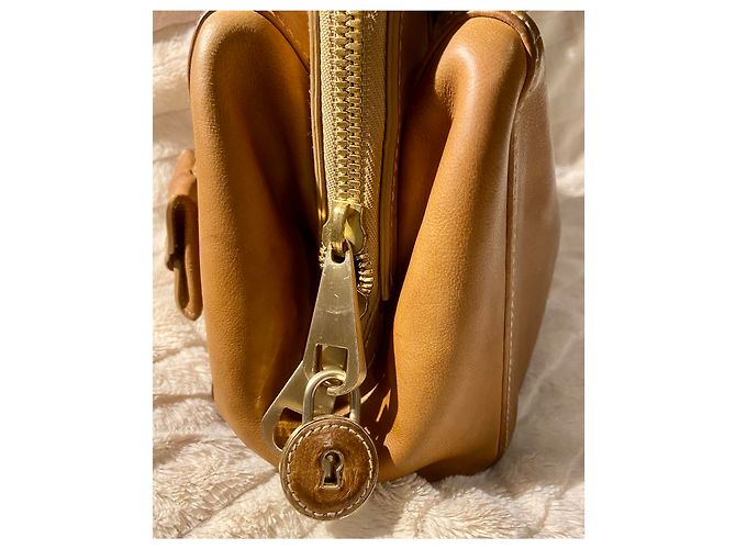 Hugo Boss Handtasche Camel aus Leder Haselnuss - Ansicht 9