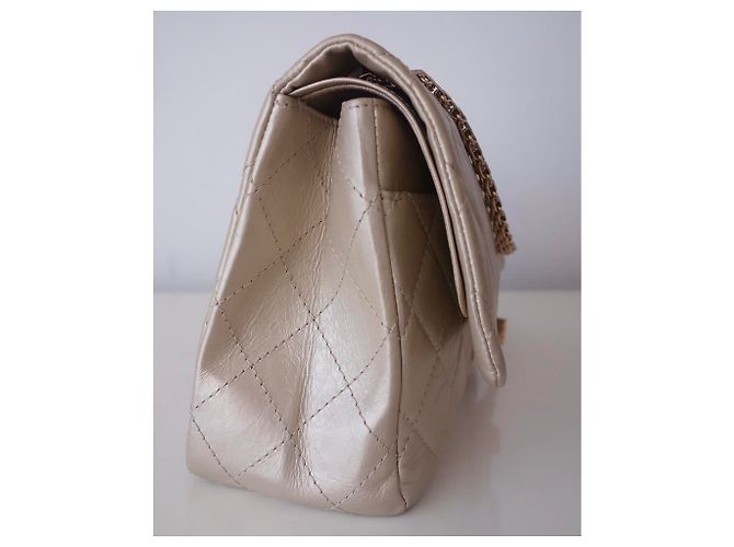 Chanel Tasche 2.55 maxi Golden Gold hardware - Ansicht 3