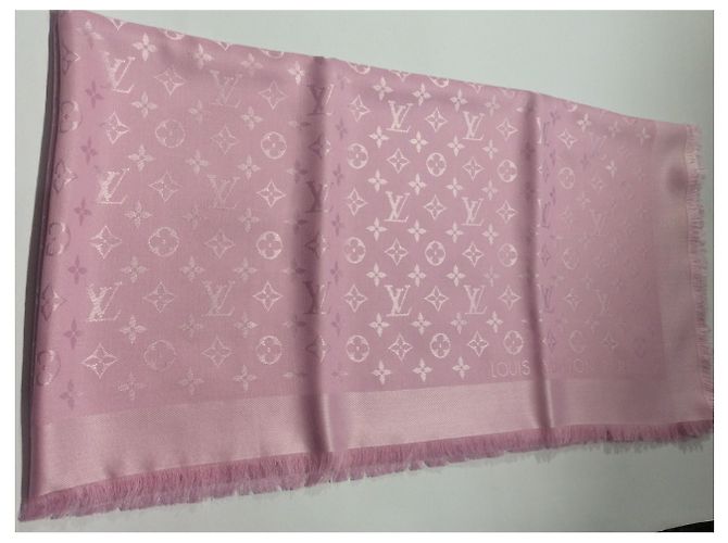 Louis Vuitton monogram shawl Pink - view 2