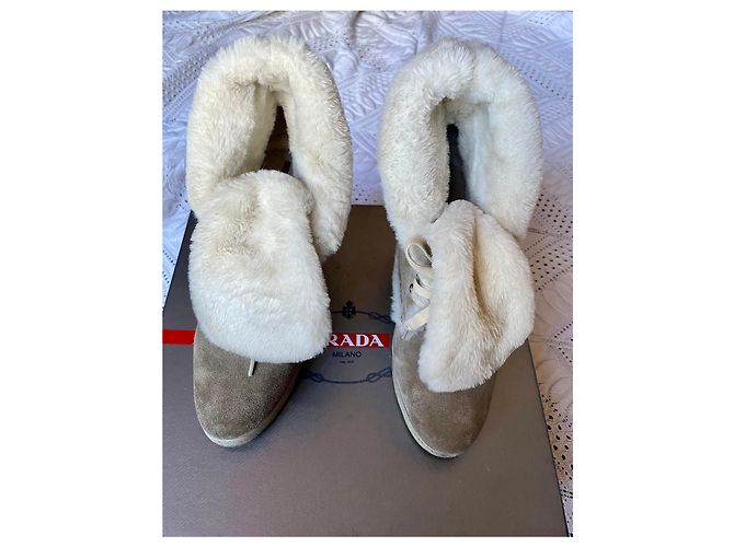 Prada Stiefeletten Beige Nubuk - Ansicht 2