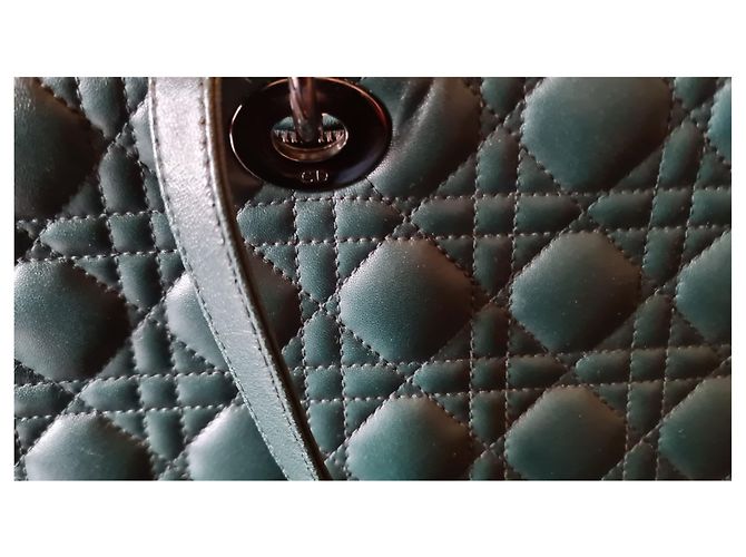 Christian Dior Lady Dior MM pelle di vitello verde scuro - vista 3