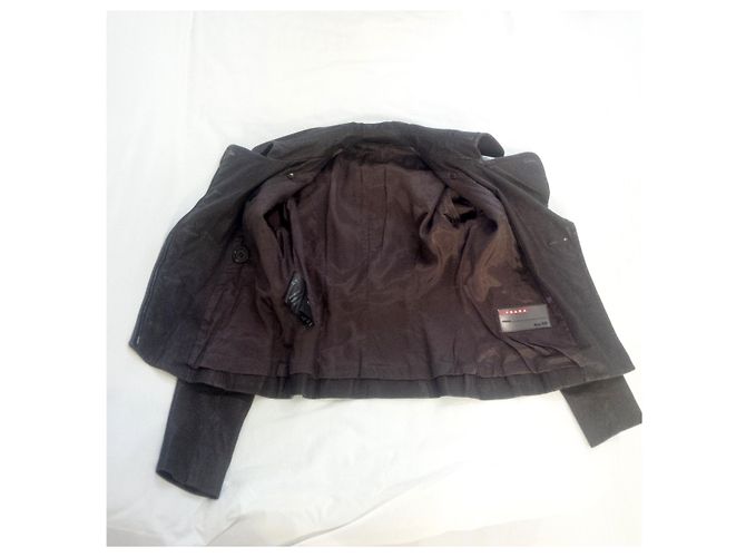 Prada Jacke aus Nappalammleder. Dunkelbraun. mit breiten Revers gefüttert. - Ansicht 12