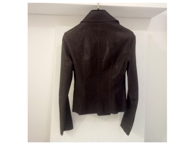 Prada Jacke aus Nappalammleder. Dunkelbraun. mit breiten Revers gefüttert. - Ansicht 8