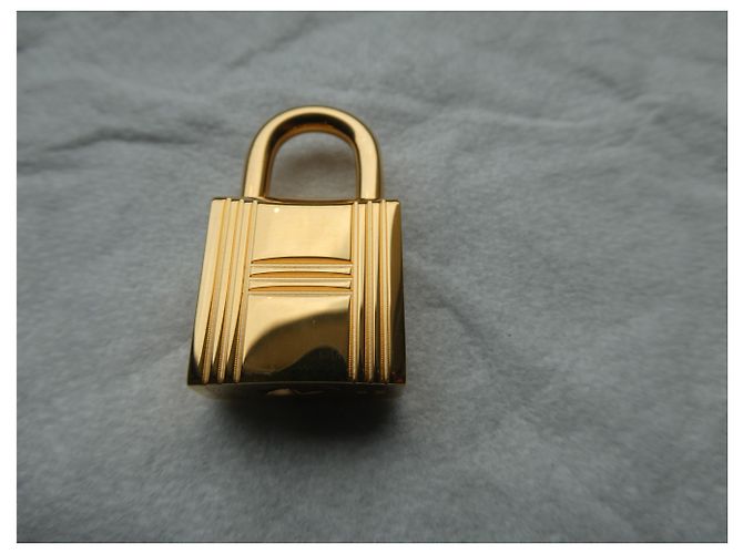 Lucchetto Hermès in acciaio dorato con 2 chiavi D'oro - vista 3