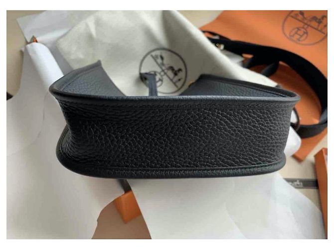 Evelyne Hermès Handtaschen Schwarz Gold hardware - Ansicht 2
