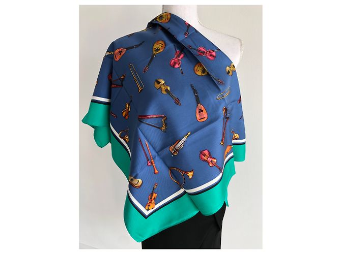 Sciarpa in seta vintage Karl Lagerfeld Verde scuro - vista 6